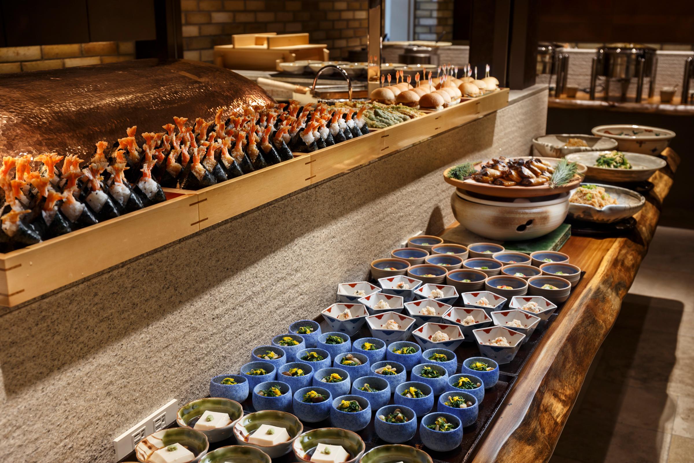 Hotel The Celestine Kyoto Gion Kültér fotó A buffet at a restaurant