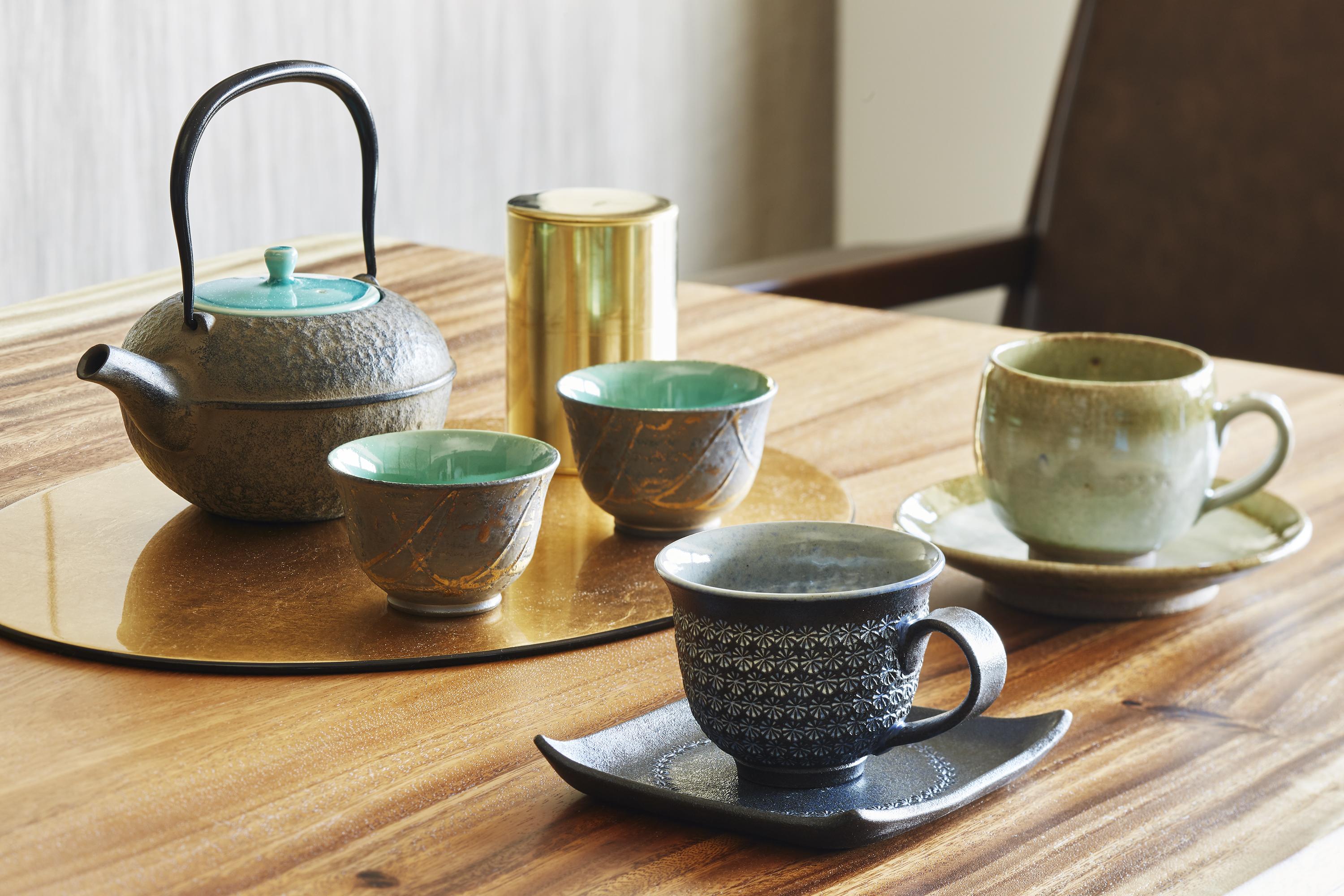 Hotel The Celestine Kyoto Gion Kültér fotó A selection of Japanese teaware