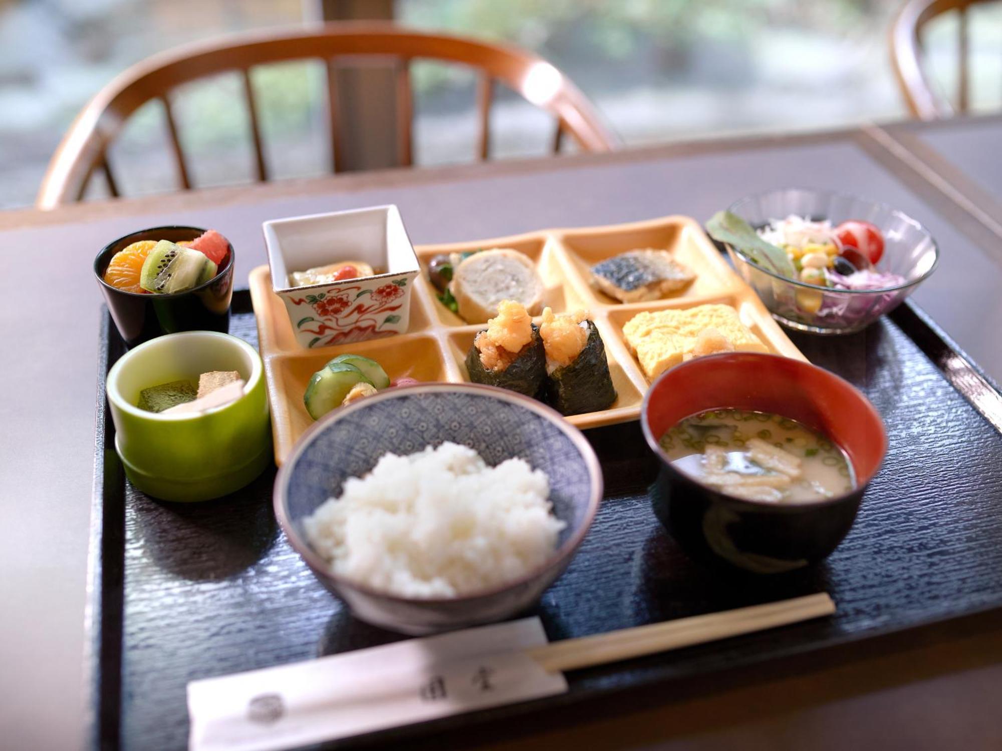 Hotel The Celestine Kyoto Gion Kültér fotó A Japanese vegetarian meal